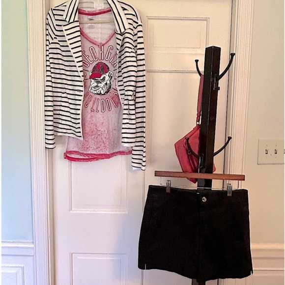 College Football Gameday Outfits Dorm Decor College Essentials Back to School - Picture 3 of 16